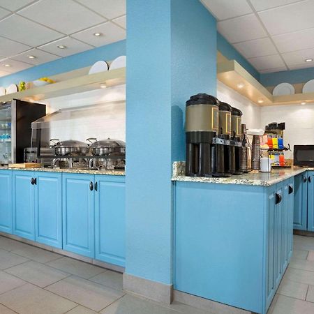Country Inn & Suites By Radisson, Charlotte University Place, Nc 외부 사진